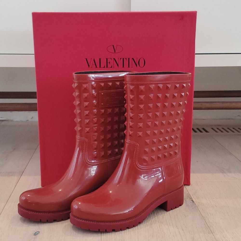 Valentino Garavani Rockstud Rain boots